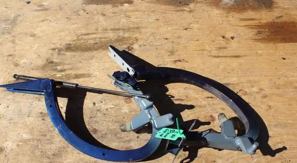 Audi A4 S4 B9 Tailgate/trunk/boot hinge 8W5827306A