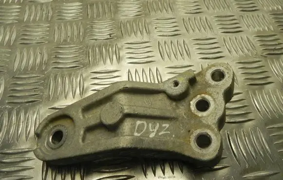 KIA Ceed Engine mounting bracket AC4CHT6 VD10439