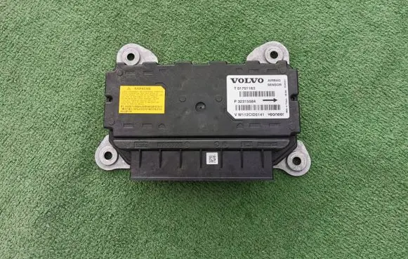 Volvo XC60 Airbag control unit/module 32315584KARJEDD