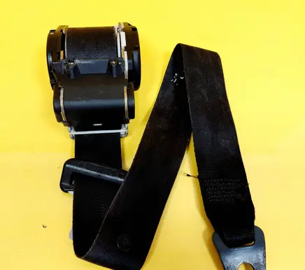 Peugeot 306 Front seatbelt 