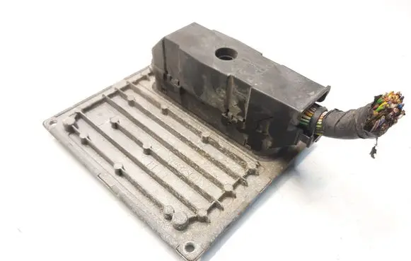 Ford Fiesta Engine control unit/module 2S6A12A650SH K1838