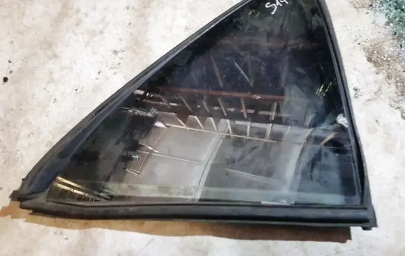 Mercedes-Benz S W140 Rear vent window glass 