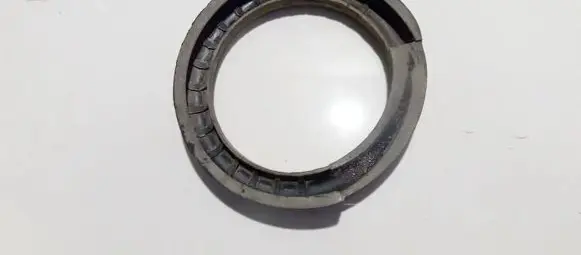 Volvo S60 Front coil spring rubber mount 9157503 2-920-00036-01