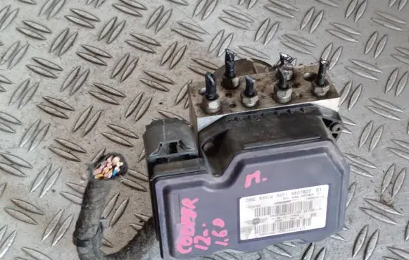 Mini One - Cooper R57 ABS Pump 9807822 17723704 54085585F