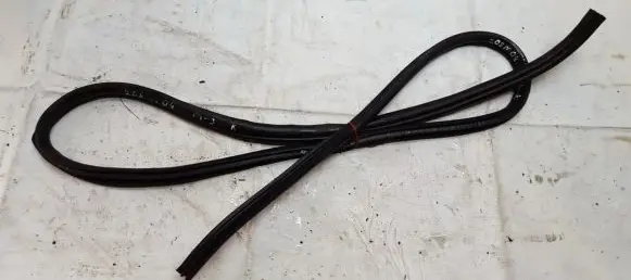 Mazda 3 I Rubber seal front coupe door 