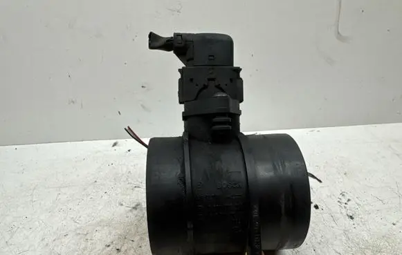 Mercedes-Benz C W204 Mass air flow meter A6460940048 0281002535 LM0031