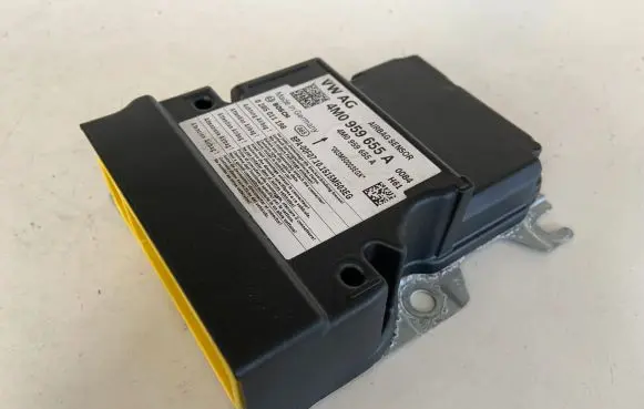 Audi Q7 4M Airbag control unit/module 4M0959655A