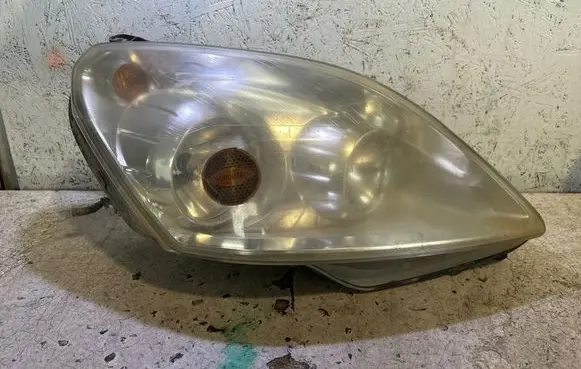 Opel Zafira B Headlight/headlamp 13260843 0301214606