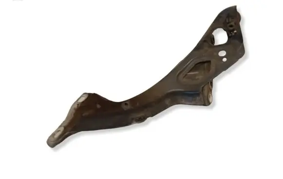 Audi A6 S6 C7 4G Fender mounting bracket 