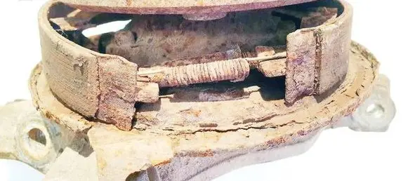 Chrysler Pacifica Handbrake/parking brake pads 