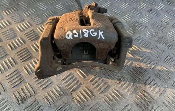 Audi Q3 8U Rear brake caliper