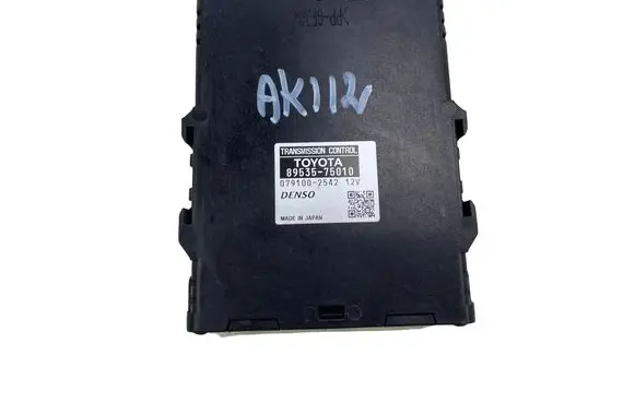 Toyota Prius (XW30) Gearbox control unit/module 8953575010