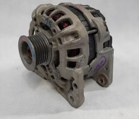 Volkswagen Up Generator/alternator 04C903023A