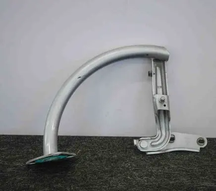 Volkswagen PASSAT B6 Tailgate/trunk/boot hinge 3C5827302B