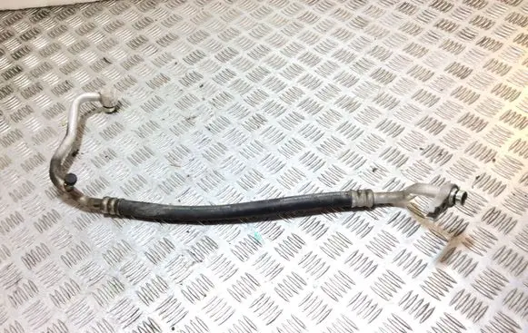Subaru XV I Air conditioning (A/C) pipe/hose
