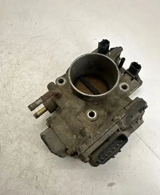 Honda FR-V Throttle valve