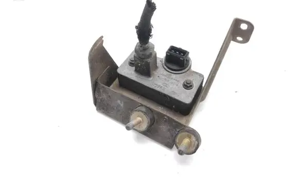 Audi 80 90 S2 B4 Air pressure sensor 0281002010