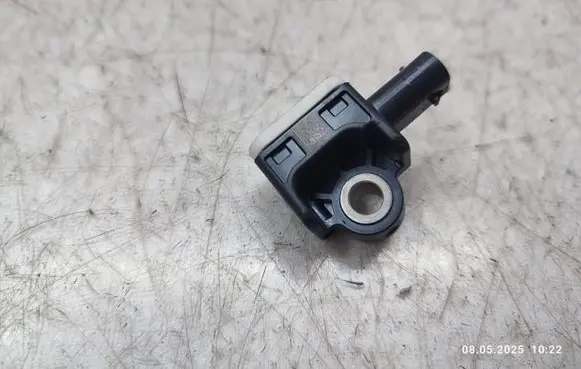 Mercedes-Benz ML W166 Airbag deployment crash/impact sensor A1668210151