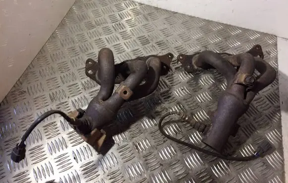 Lexus IS 200-300 Exhaust manifold