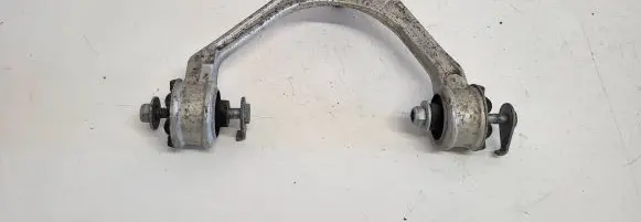 Jaguar XE Front lower control arm/wishbone GX733084 GX733084R