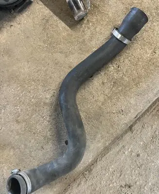 Renault Megane II Engine coolant pipe/hose