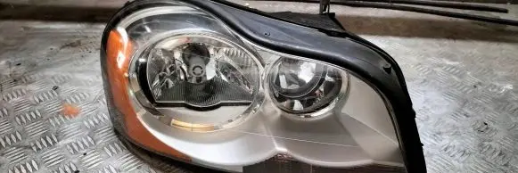 Volvo XC90 Headlight/headlamp 31111191