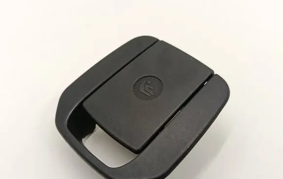 BMW 3 F30 F35 F31 ISOFIX cover 7319604 0310399