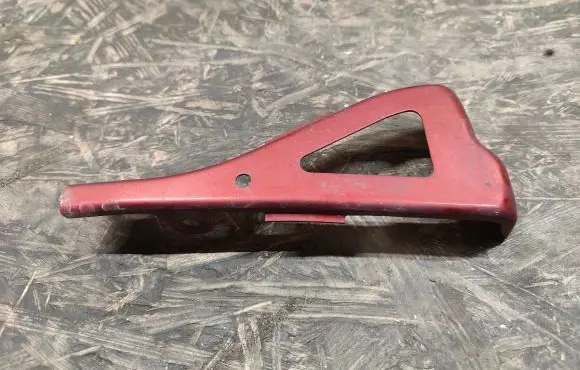 Mazda CX-9 Fender mounting bracket