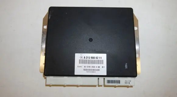 Mercedes-Benz E W213 Air suspension control unit module (rear) A2139008211
