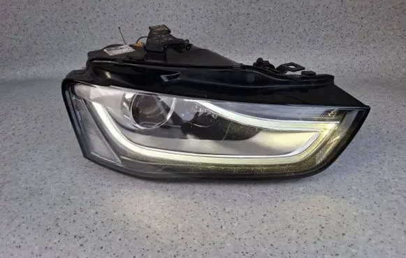 Audi A4 S4 B8 8K Headlight/headlamp 8K0941032C LE10A6235 0301275282