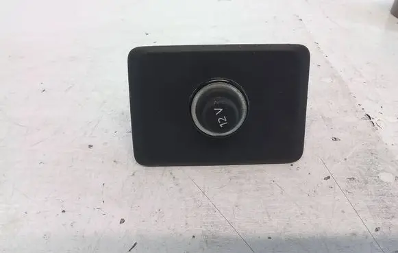 Volkswagen Crafter 12 V Socket (front) 2N0864147