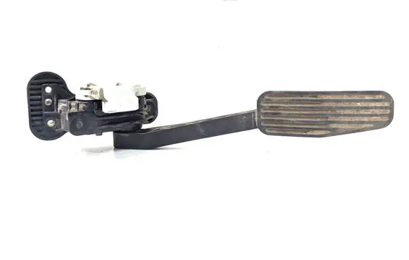 Volvo XC70 Accelerator throttle pedal 30636003 6PV00853700