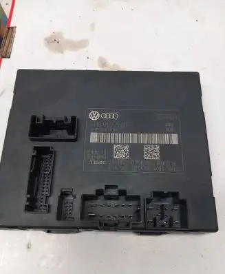 Audi A8 S8 D4 4H Seat control module 4H0959760F