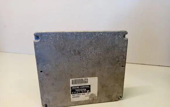 Toyota Corolla Verso AR10 Engine control unit/module 896610F111 MB1758004040