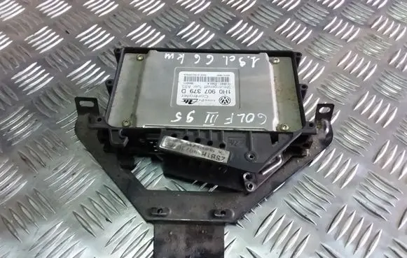 Volkswagen Golf III ABS control unit/module 1H0907379D