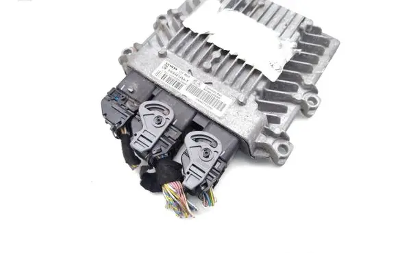 Peugeot 407 Engine control unit/module 9647423380 5WS40145AT 9653205380