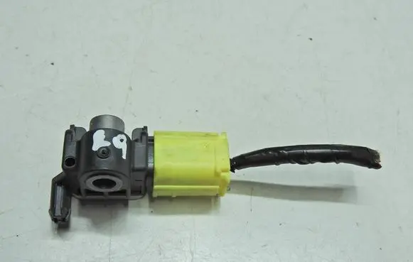 Mitsubishi ASX Airbag deployment crash/impact sensor 8651A166