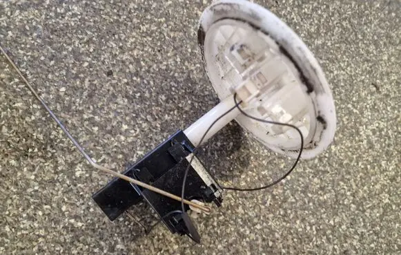 Volvo XC90 Fuel level sensor 