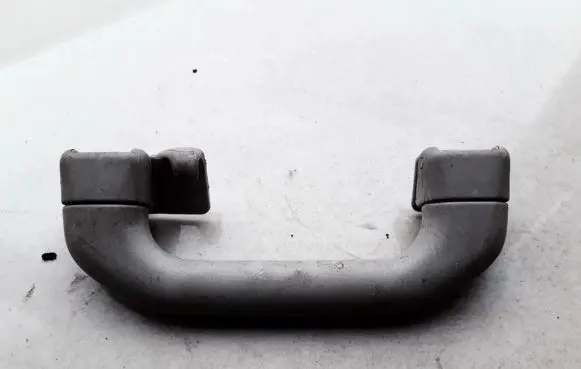 Volkswagen Golf III Front interior roof grab handle 1H0857607