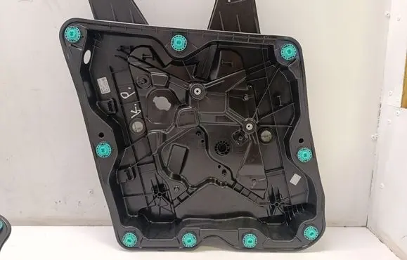 Audi Q4 Sportback e-tron Front window lifting mechanism without motor 11A837401E