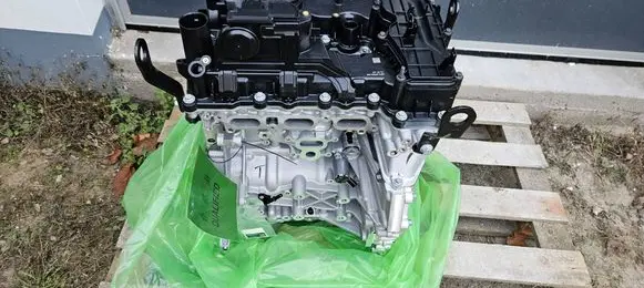 Jaguar E-Pace Engine block J9CZ9653
