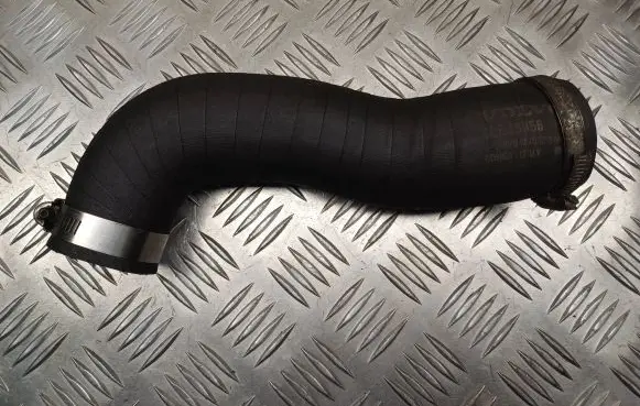 Volvo V70 Intercooler hose/pipe 30636856