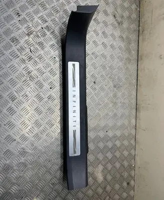 Infiniti FX Front sill trim cover 769B51CA0A