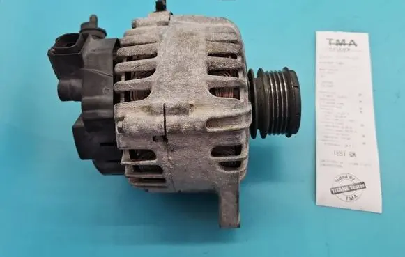 KIA Ceed Generator/alternator 373002A500 IMPRK1554599