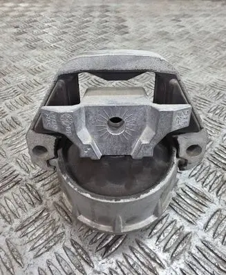 Audi A6 C7 Engine mount bracket 4G0199381