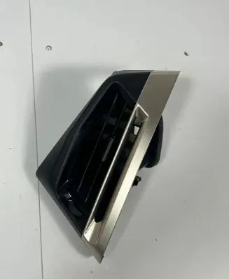 BMW iX Dashboard side air vent grill/cover trim 18896810