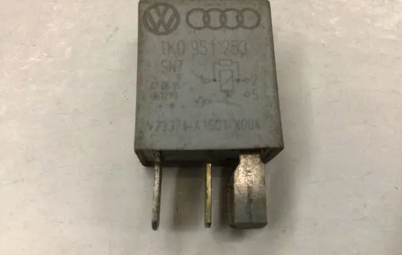 Audi TT TTS Mk2 Other relay 1K0951253 449