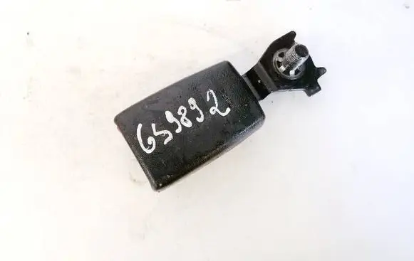 Mitsubishi Grandis Middle seatbelt buckle (rear) 