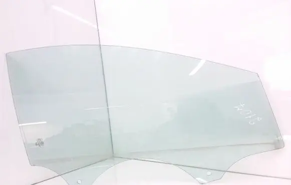 Ford Focus Front door window glass four-door BM51A21410A