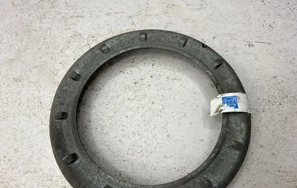 BMW 5 E60 E61 In tank fuel pump screw locking ring/nut 6762417